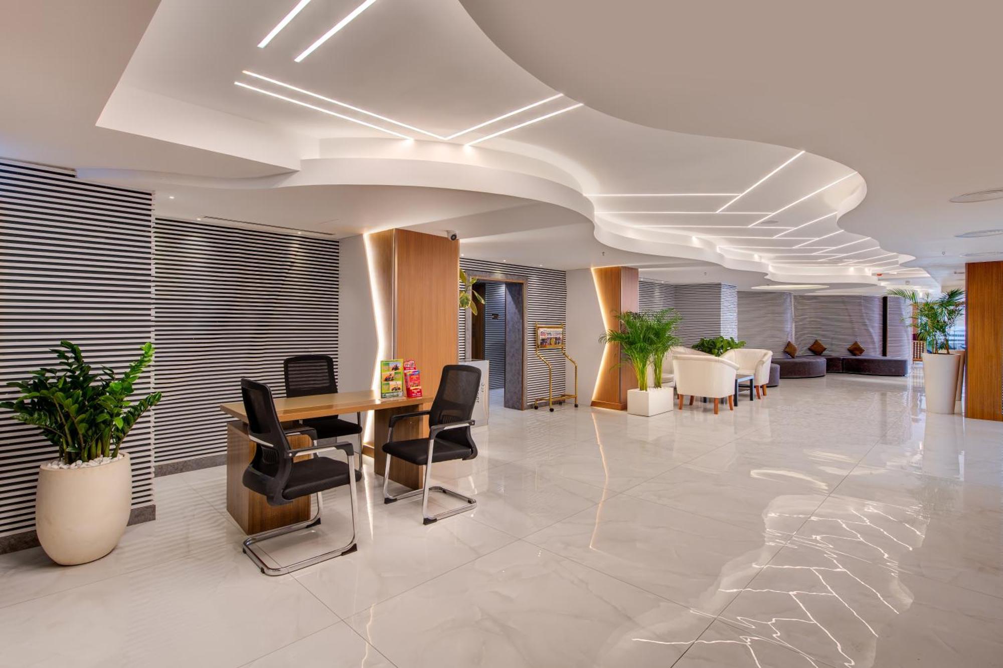 Vendome Plaza Hotel Dubai Exterior foto